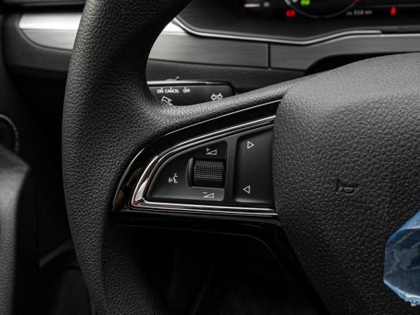 Skoda Superb III Рестайлинг с пробегом 2025 года, цена 3 200 000 рублей, 33 км, лифтбек, Автокод Объявления