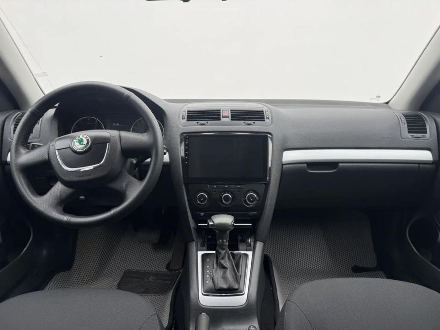 Skoda Octavia II (A5) Рестайлинг Москва  - изображение 9