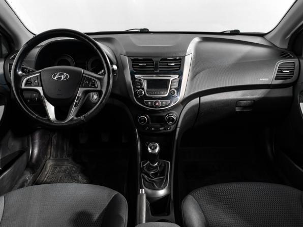 Hyundai Solaris I Рестайлинг с пробегом 2014 года, цена 860 000 рублей, 76941 км, хэтчбек, Автокод Объявления
