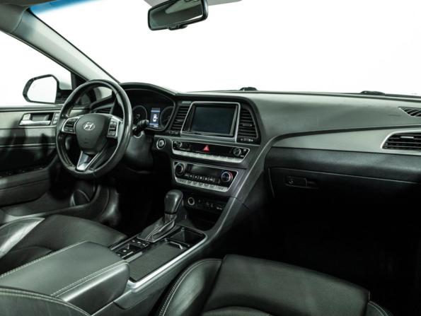 Hyundai Sonata VII (LF) Рестайлинг с пробегом 2017 года, цена 1 925 000 рублей, 124580 км, седан, Автокод Объявления