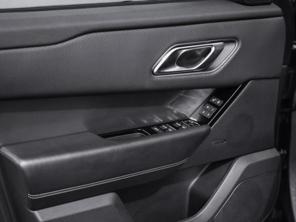 Land Rover Range Rover Velar I с пробегом 2017 года, цена 3 899 000 рублей, 69441 км, внедорожник, Автокод Объявления