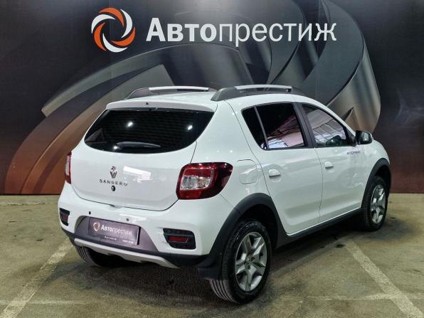 Renault Sandero II Рестайлинг с пробегом 2022 года, цена 1 470 000 рублей, 36083 км, хэтчбек, Автокод Объявления