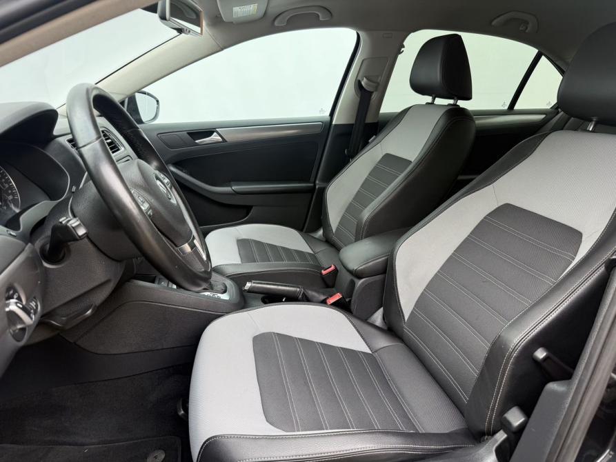 Volkswagen Jetta VI Москва  - изображение 10