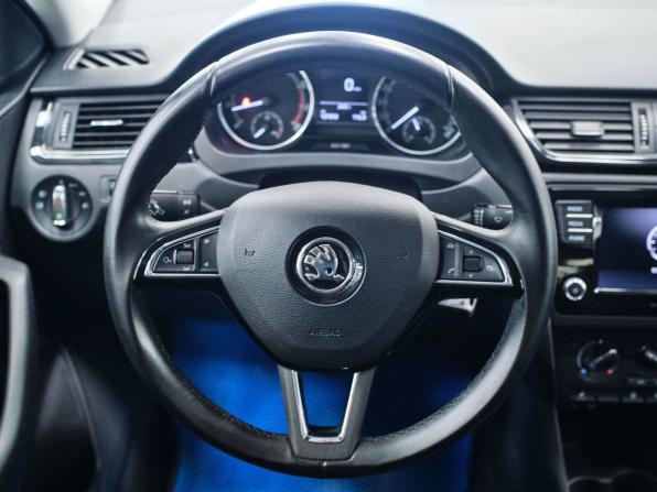 Skoda Rapid I с пробегом 2017 года, цена 1 198 000 рублей, 121909 км, лифтбек, Автокод Объявления