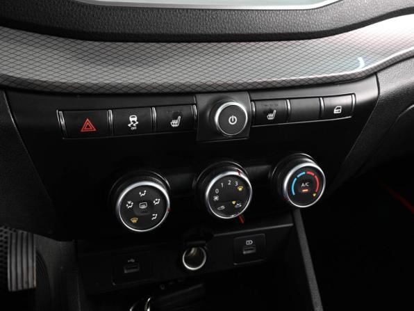 Lada (ВАЗ) Vesta I Рестайлинг (NG) с пробегом 2024 года, цена 1 329 000 рублей, 49915 км, седан, Автокод Объявления