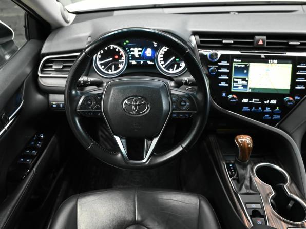 Toyota Camry VIII (XV70) с пробегом 2018 года, цена 2 990 000 рублей, 74920 км, седан, Автокод Объявления