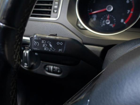 Volkswagen Jetta VI Рестайлинг с пробегом 2016 года, цена 1 375 000 рублей, 136451 км, седан, Автокод Объявления