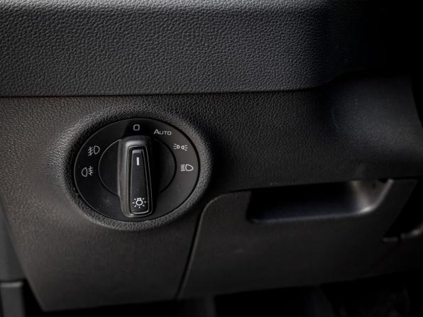 Skoda Karoq I с пробегом 2021 года, цена 2 329 000 рублей, 130524 км, внедорожник, Автокод Объявления