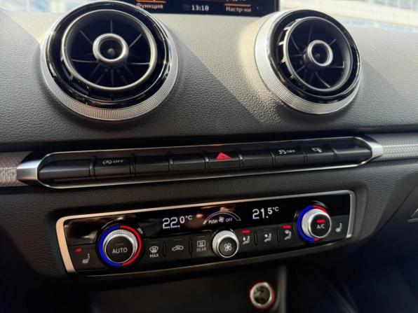 Audi A3 III (8V) с пробегом 2015 года, цена 1 248 000 рублей, 210001 км, хэтчбек, Автокод Объявления