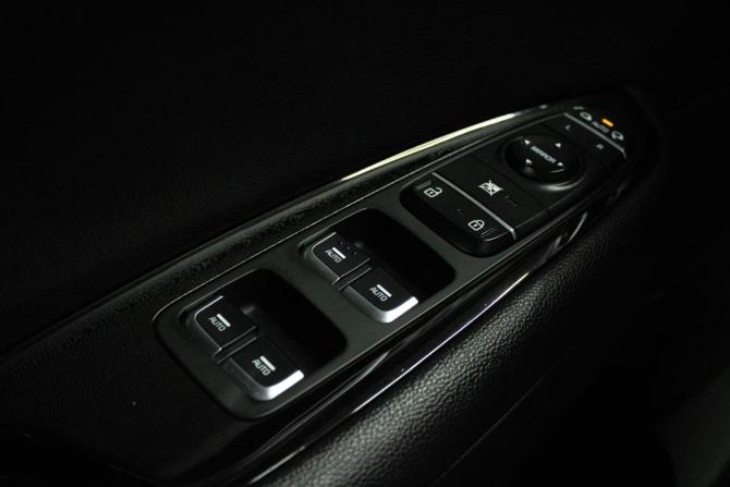 Kia Optima IV Рестайлинг с пробегом 2019 года, цена 2 099 000 рублей, 116271 км, седан, Автокод Объявления