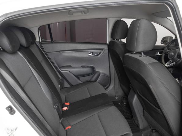 Kia Rio IV с пробегом 2017 года, цена 1 457 954 рубля, 111000 км, хэтчбек, Автокод Объявления