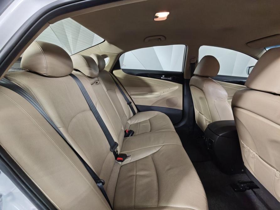 Hyundai Sonata VI (YF) Москва  - изображение 15