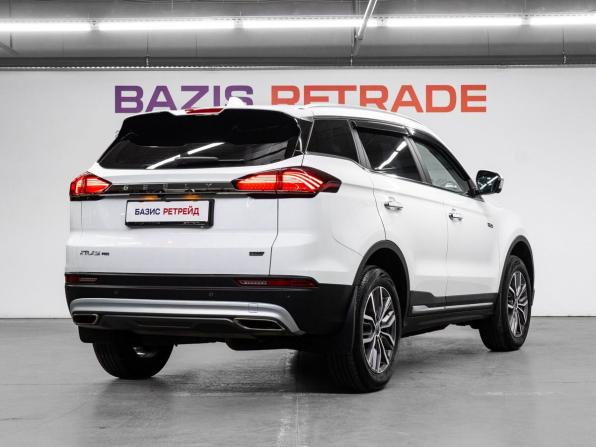 Geely Atlas Pro с пробегом 2024 года, цена 2 390 000 рублей, 33173 км, внедорожник, Автокод Объявления