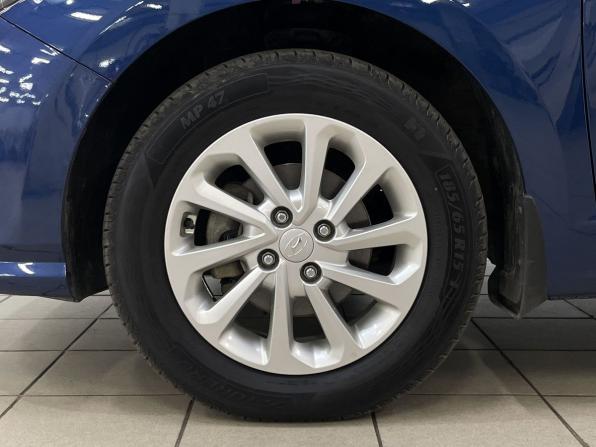 Hyundai Solaris II Рестайлинг с пробегом 2021 года, цена 1 780 000 рублей, 35542 км, седан, Автокод Объявления