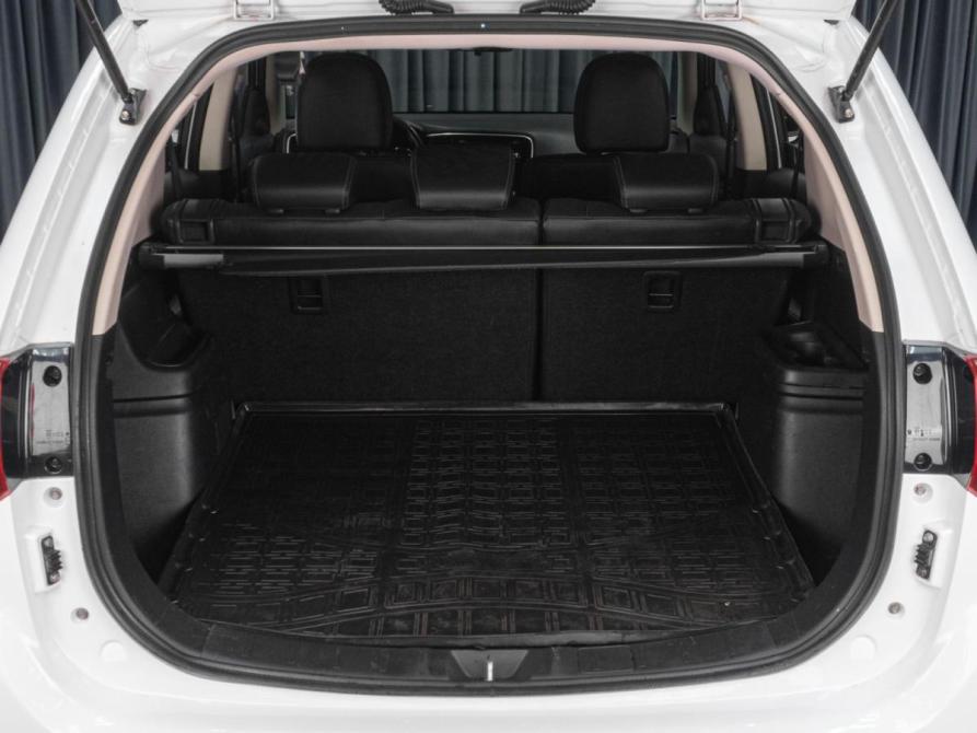 Mitsubishi Outlander III Рестайлинг 2 Тюмень  - изображение 21