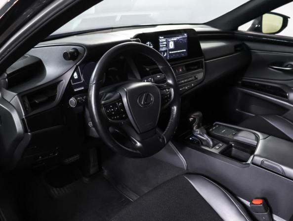 Lexus ES VII Рестайлинг с пробегом 2021 года, цена 3 408 000 рублей, 77000 км, седан, Автокод Объявления