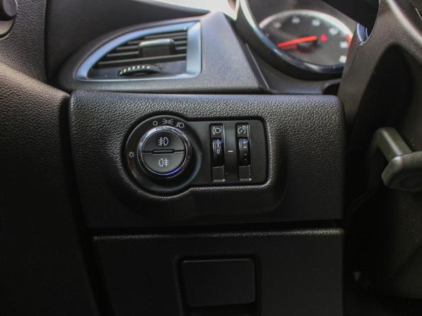 Opel Astra J Рестайлинг с пробегом 2013 года, цена 740 200 рублей, 121667 км, седан, Автокод Объявления