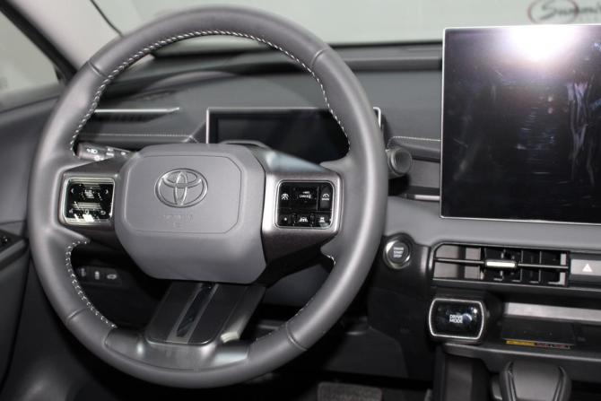 Toyota RAV4 VI (XA60) с пробегом 2026 года, цена 4 950 000 рублей, 25 км, внедорожник, Автокод Объявления