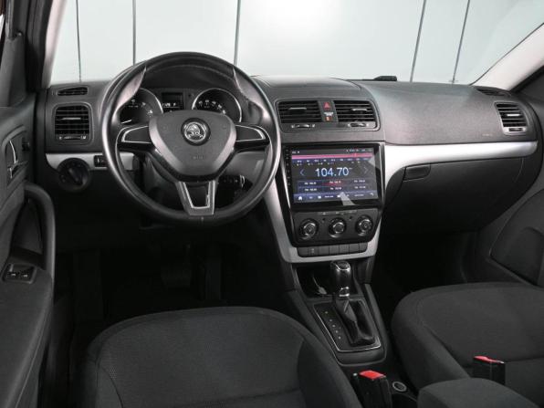 Skoda Yeti I Рестайлинг с пробегом 2014 года, цена 959 000 рублей, 174428 км, внедорожник, Автокод Объявления