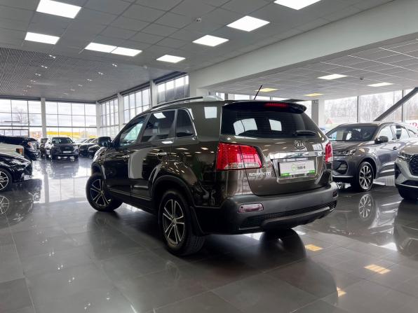 Kia Sorento II с пробегом 2010 года, цена 1 545 000 рублей, 125110 км, внедорожник, Автокод Объявления