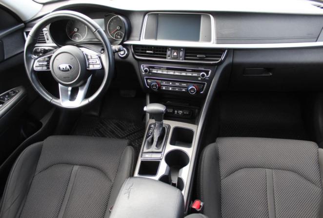Kia Optima IV Рестайлинг с пробегом 2019 года, цена 2 037 627 рублей, 79000 км, седан, Автокод Объявления