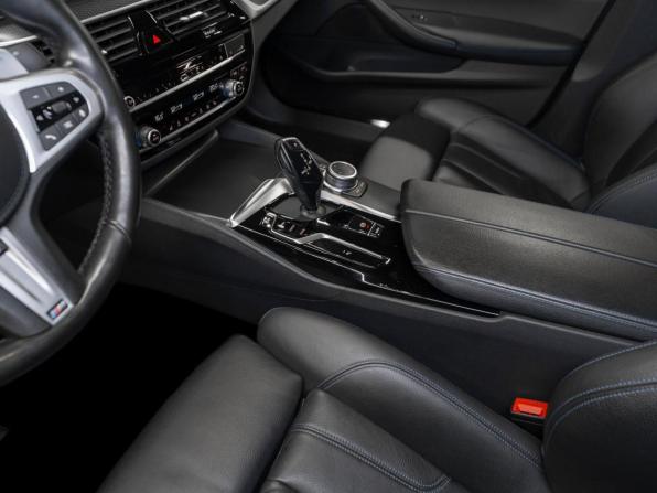 BMW 5 серии VII (G30/G31/G38) Рестайлинг с пробегом 2021 года, цена 4 370 000 рублей, 107697 км, седан, Автокод Объявления