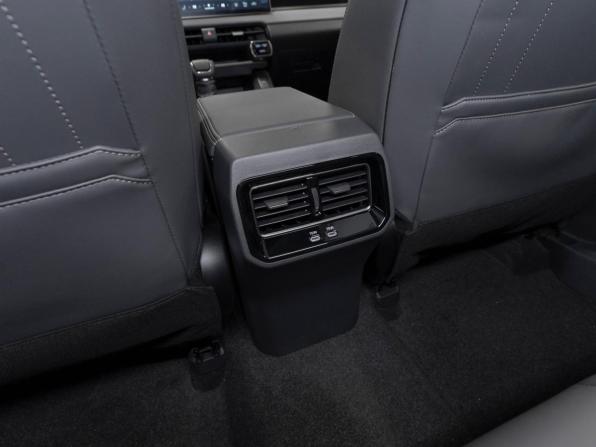 Toyota RAV4 VI (XA60) с пробегом 2025 года, цена 4 100 000 рублей, 20 км, внедорожник, Автокод Объявления