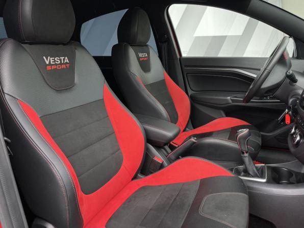 Lada (ВАЗ) Vesta I с пробегом 2021 года, цена 1 328 000 рублей, 61615 км, седан, Автокод Объявления