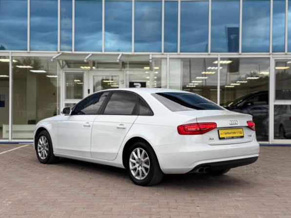 Audi A4 IV (B8) Рестайлинг с пробегом 2012 года, цена 1 215 000 рублей, 210458 км, седан, Автокод Объявления