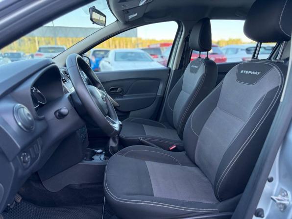 Renault Logan II Рестайлинг с пробегом 2021 года, цена 1 095 000 рублей, 134924 км, седан, Автокод Объявления