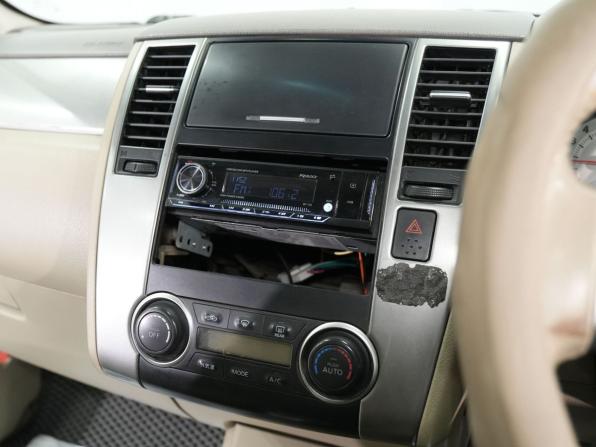 Nissan Tiida I с пробегом 2009 года, цена 610 000 рублей, 220000 км, хэтчбек, Автокод Объявления