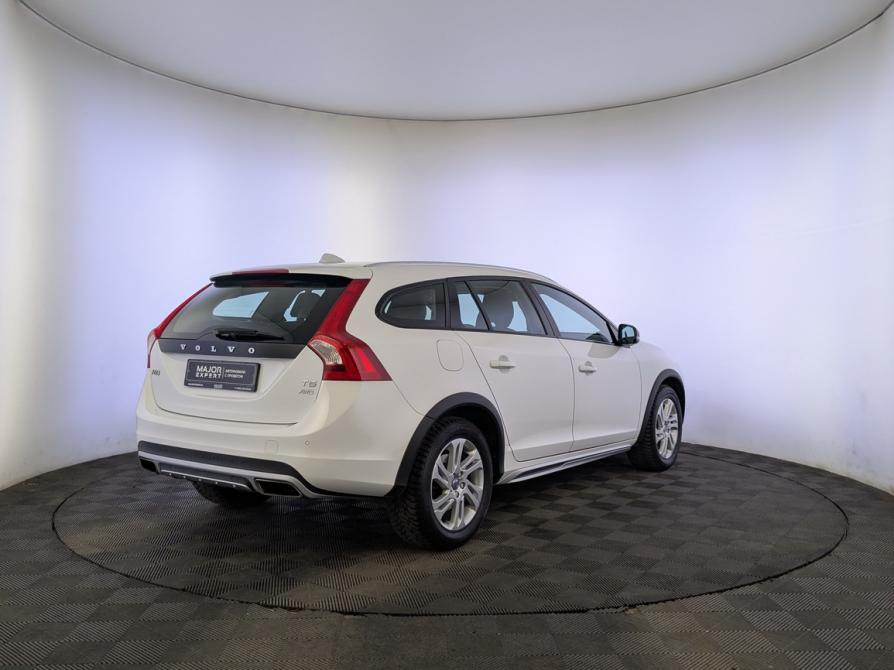 Volvo V60 Cross Country I Москва  - изображение 5