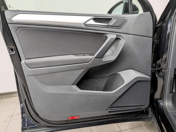 Volkswagen Tiguan II с пробегом 2019 года, цена 2 800 000 рублей, 49000 км, внедорожник, Автокод Объявления
