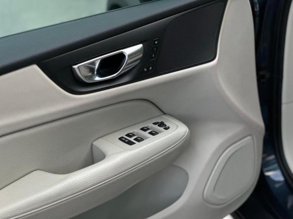 Volvo V60 Cross Country II с пробегом 2021 года, цена 3 290 000 рублей, 163159 км, универсал, Автокод Объявления