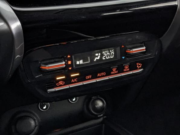 Suzuki Fronx с пробегом 2024 года, цена 1 990 000 рублей, 31400 км, внедорожник, Автокод Объявления