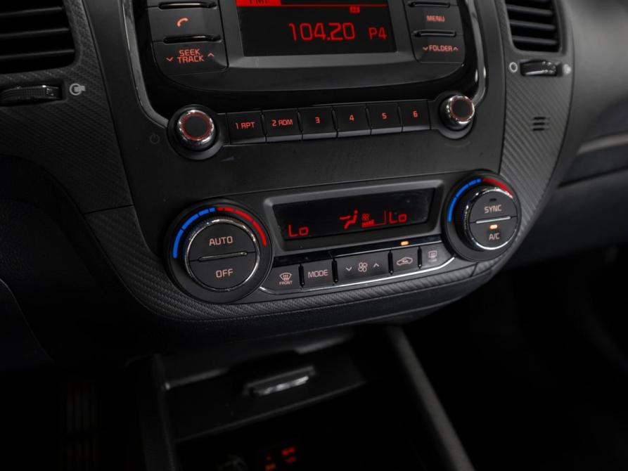 Kia Cerato III Рестайлинг (Classic) Москва  - изображение 17