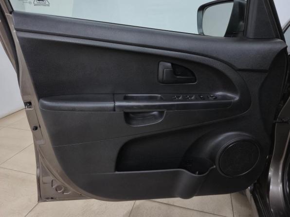 Kia Venga I Рестайлинг с пробегом 2014 года, цена 895 000 рублей, 72443 км, компактвэн, Автокод Объявления
