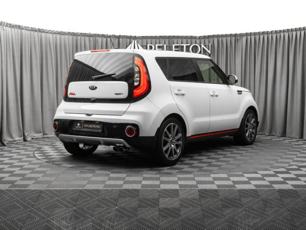 Kia Soul II Рестайлинг с пробегом 2018 года, цена 1 790 000 рублей, 66230 км, хэтчбек, Автокод Объявления