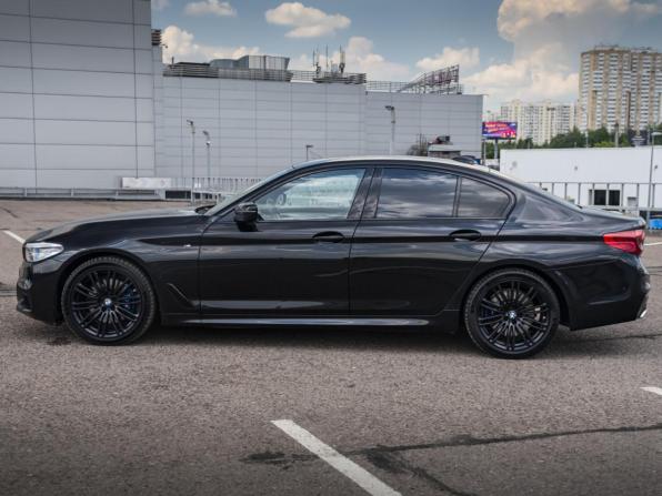 BMW 5 серии VII (G30/G31/G38) с пробегом 2017 года, цена 3 558 000 рублей, 182204 км, седан, Автокод Объявления