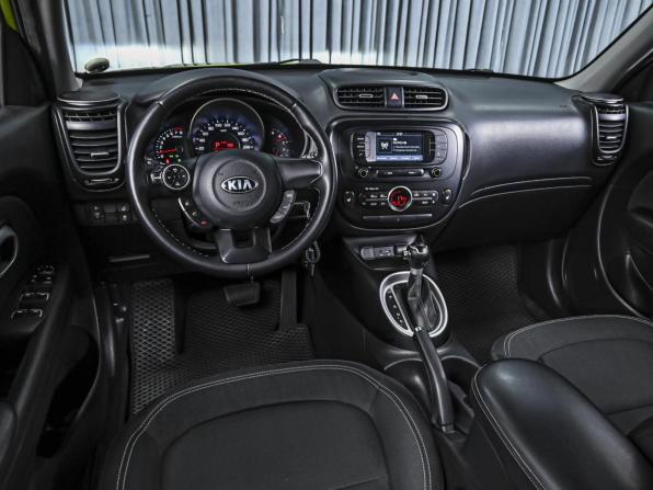Kia Soul II Рестайлинг с пробегом 2017 года, цена 1 280 000 рублей, 147498 км, хэтчбек, Автокод Объявления