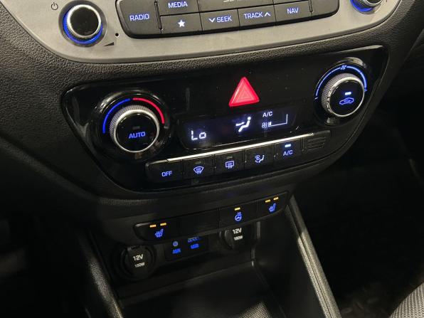 Hyundai Solaris II с пробегом 2017 года, цена 530 000 рублей, 100271 км, седан, Автокод Объявления
