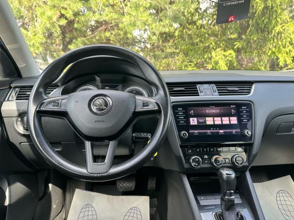 Skoda Octavia III (A7) Рестайлинг с пробегом 2018 года, цена 2 060 000 рублей, 120784 км, лифтбек, Автокод Объявления