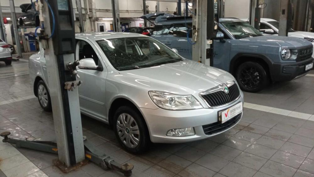 Skoda Octavia II (A5) Рестайлинг Санкт-Петербург  - изображение 2