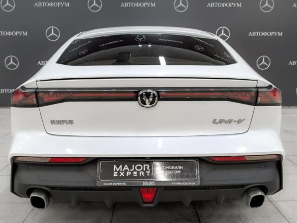 Changan UNI-V I с пробегом 2023 года, цена 2 050 000 рублей, 49510 км, лифтбек, Автокод Объявления