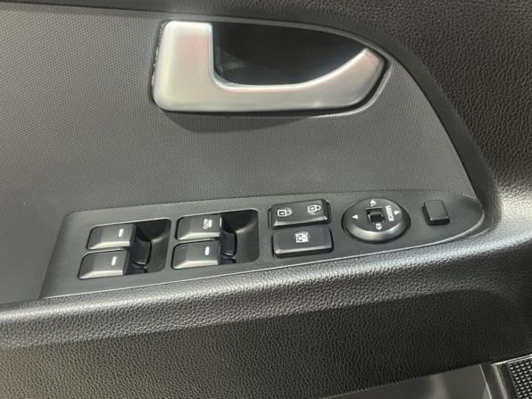 Kia Sportage III с пробегом 2012 года, цена 1 115 000 рублей, 242332 км, внедорожник, Автокод Объявления