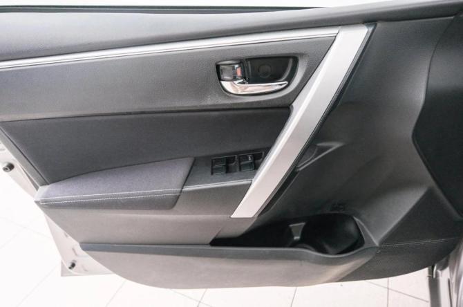 Toyota Corolla XI (E160 E170 E180) с пробегом 2013 года, цена 1 349 000 рублей, 159000 км, седан, Автокод Объявления