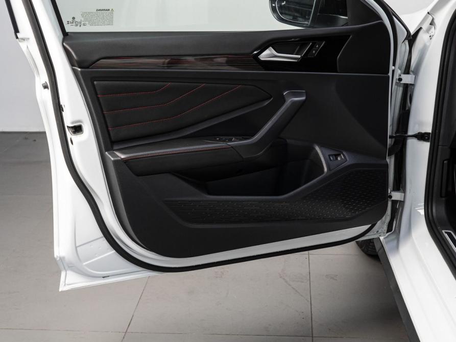 Volkswagen Jetta VII Рестайлинг Тюмень  - изображение 11