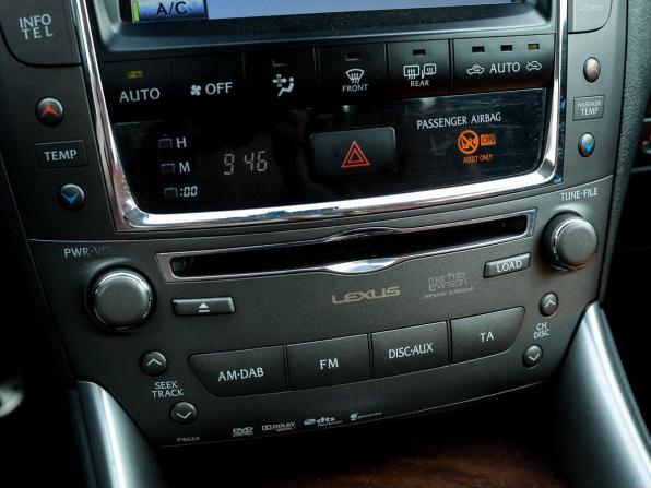 Lexus IS II Рестайлинг 2 с пробегом 2012 года, цена 2 799 000 рублей, 155553 км, кабриолет, Автокод Объявления