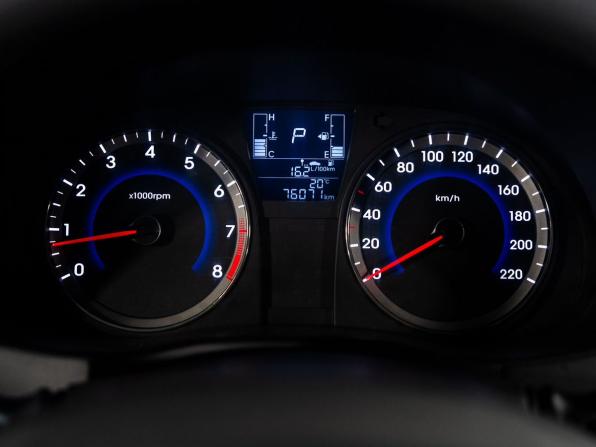 Hyundai Solaris I Рестайлинг с пробегом 2014 года, цена 1 075 500 рублей, 76071 км, хэтчбек, Автокод Объявления