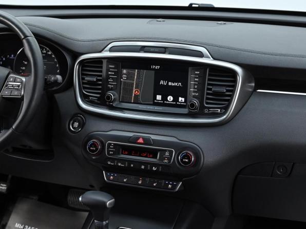 Kia Sorento III Prime Рестайлинг с пробегом 2018 года, цена 1 899 000 рублей, 147000 км, внедорожник, Автокод Объявления